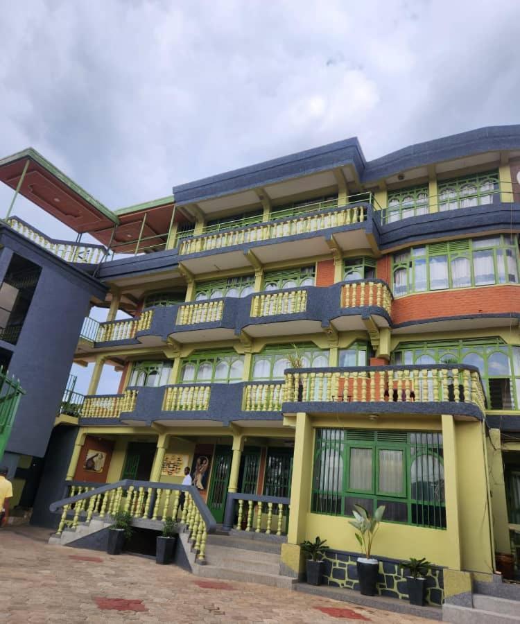 Heartland Hotel Kigali Esterno foto